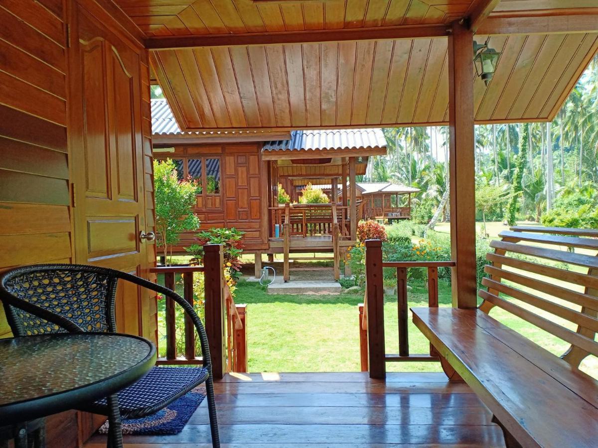 Walk In Homestay Ko Kut Exterior foto